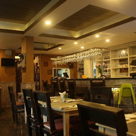 Crown Diamond Hotel - Phu My Hung District 7 Ho Chi Minh-stad Buitenkant foto